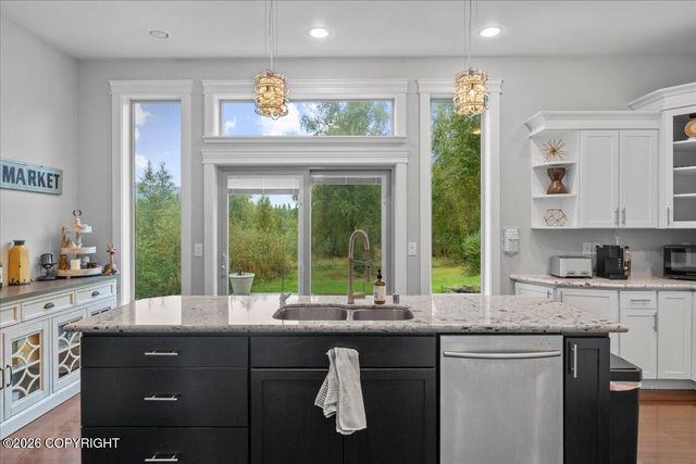 521 E Lochcarron Drive, Wasilla, AK 99654