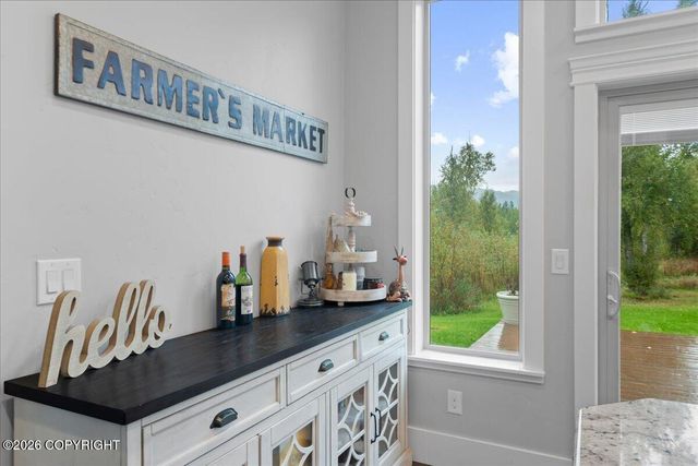 521 E Lochcarron Drive, Wasilla, AK 99654