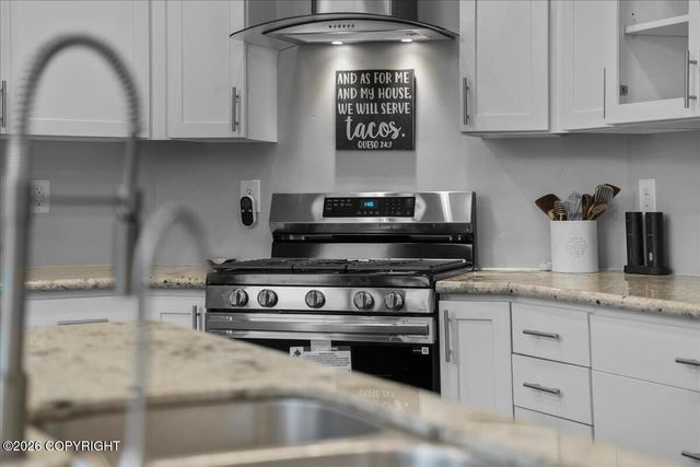 521 E Lochcarron Drive, Wasilla, AK 99654