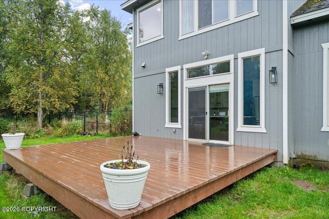 521 E Lochcarron Drive, Wasilla, AK 99654
