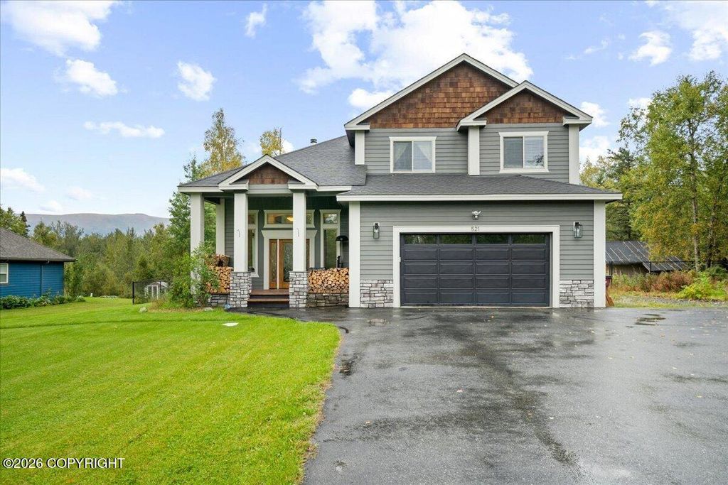 521 E Lochcarron Drive, Wasilla, AK 99654