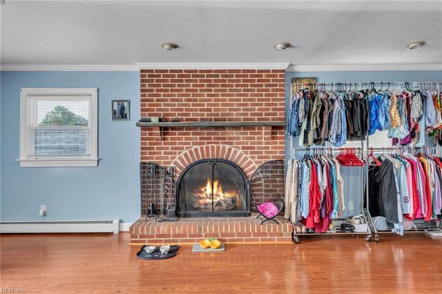 409 Shoreline DR, Hampton, VA 23669