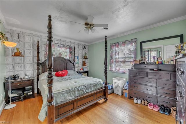 409 Shoreline DR, Hampton, VA 23669