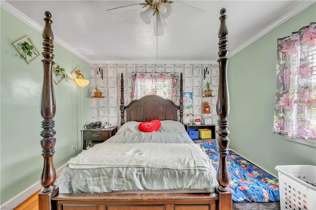409 Shoreline DR, Hampton, VA 23669