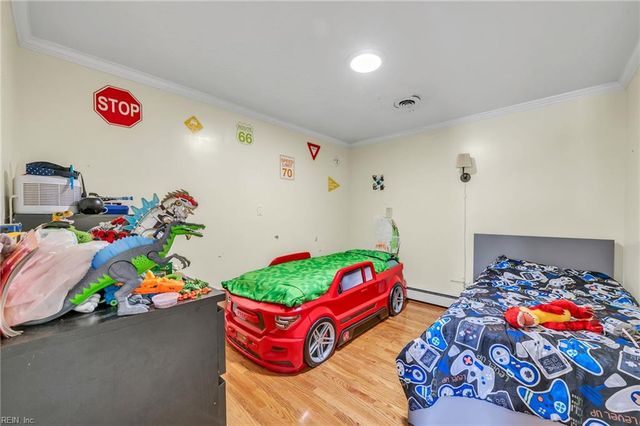 409 Shoreline DR, Hampton, VA 23669