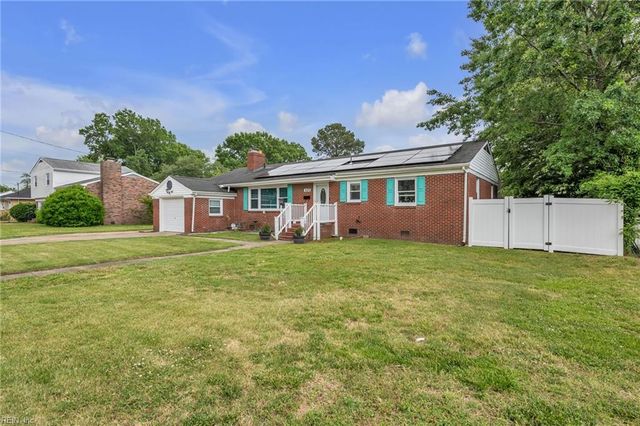 409 Shoreline DR, Hampton, VA 23669