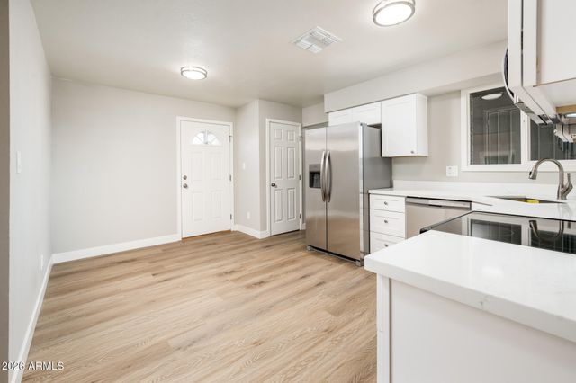 4031 E Nancy Lane, Phoenix, AZ 85042