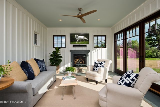 178 Route 9P, Malta, NY 12866