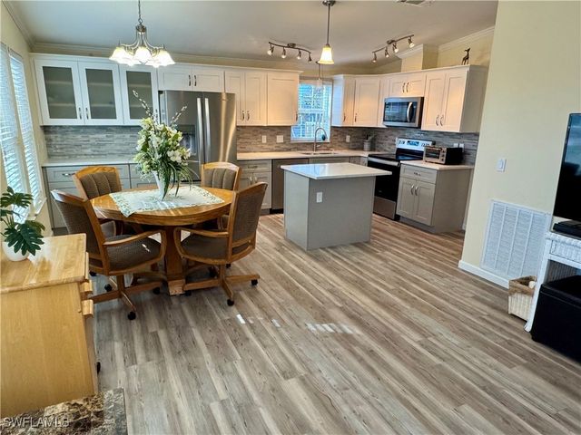 19681 Summerlin RD 217, Fort Myers, FL 33908