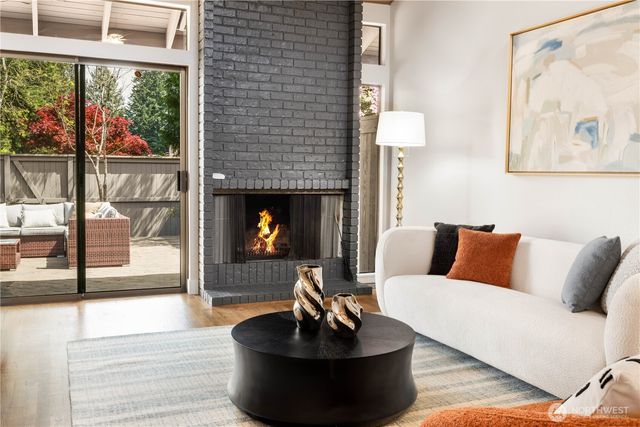 130 141st Place NE, Bellevue, WA 98007