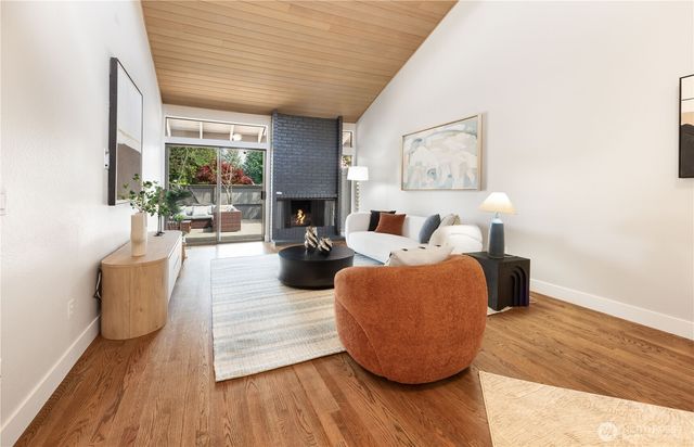 130 141st Place NE, Bellevue, WA 98007