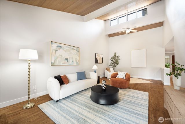 130 141st Place NE, Bellevue, WA 98007