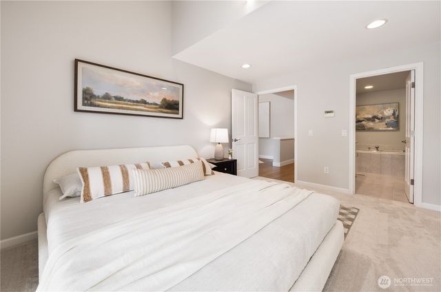 130 141st Place NE, Bellevue, WA 98007