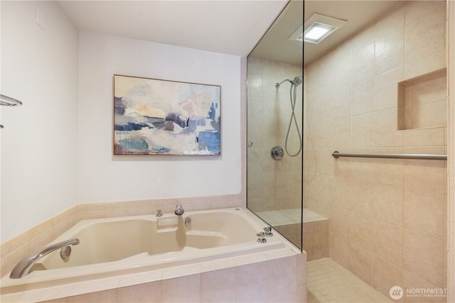 130 141st Place NE, Bellevue, WA 98007