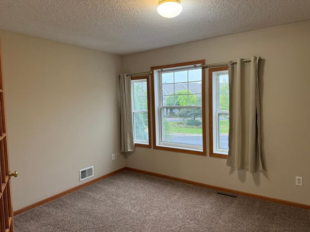 16601 50th Court N, Plymouth, MN 55446