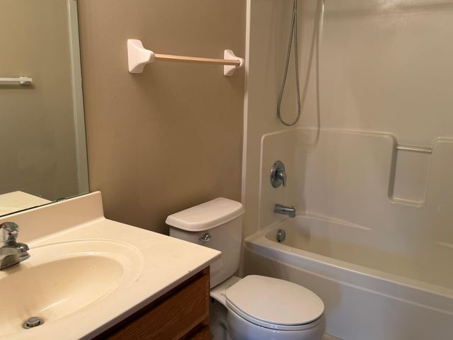 16601 50th Court N, Plymouth, MN 55446