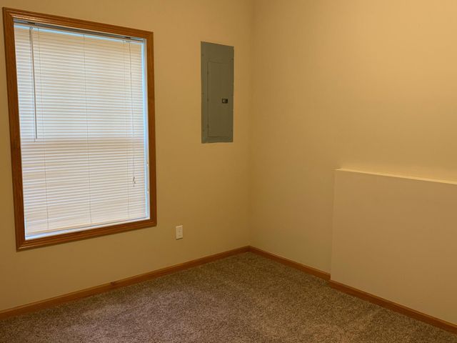 16601 50th Court N, Plymouth, MN 55446
