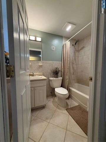 257B 5th Street 2, Palisades Park, NJ 07650