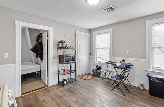 16 Maplehurst Avenue, Providence, RI 02908