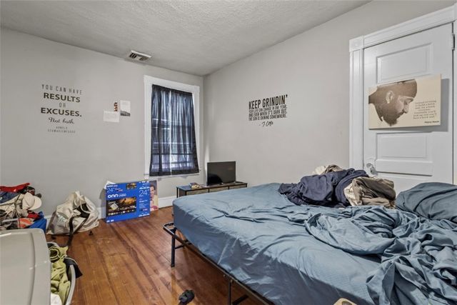 16 Maplehurst Avenue, Providence, RI 02908