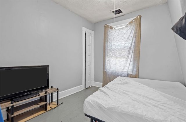 16 Maplehurst Avenue, Providence, RI 02908