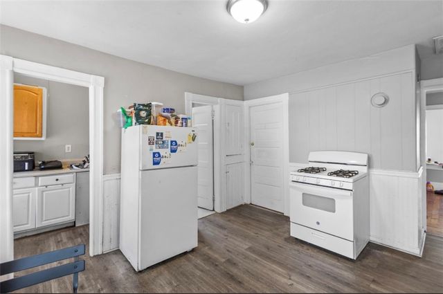 16 Maplehurst Avenue, Providence, RI 02908