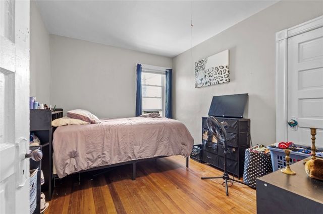 16 Maplehurst Avenue, Providence, RI 02908