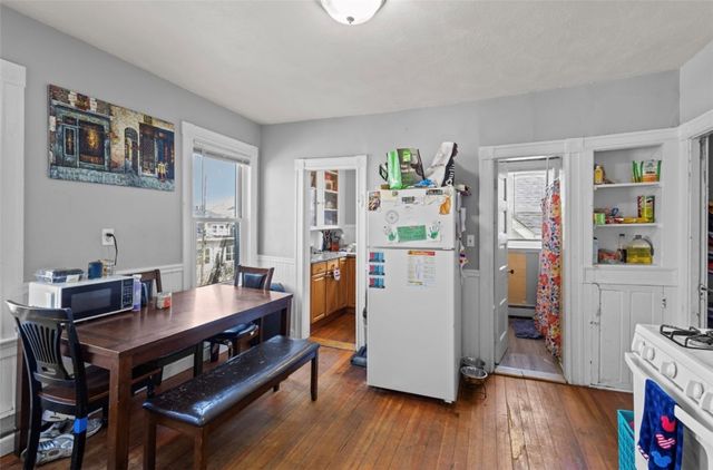 16 Maplehurst Avenue, Providence, RI 02908