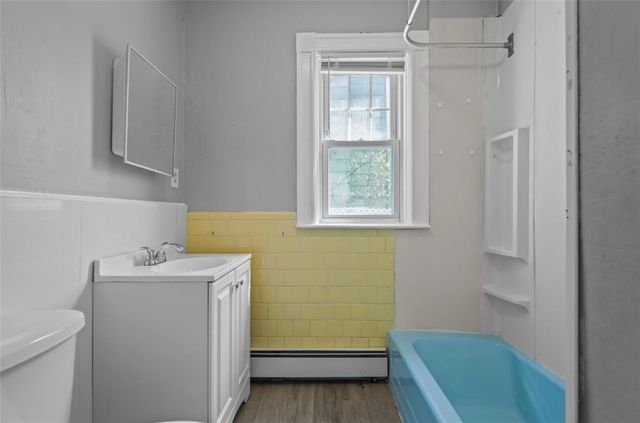 16 Maplehurst Avenue, Providence, RI 02908