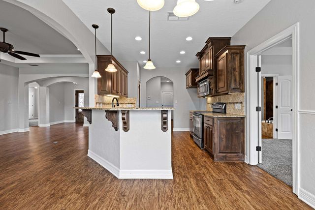 124 Lakeway, Longview, TX 75604