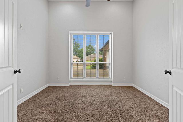 124 Lakeway, Longview, TX 75604