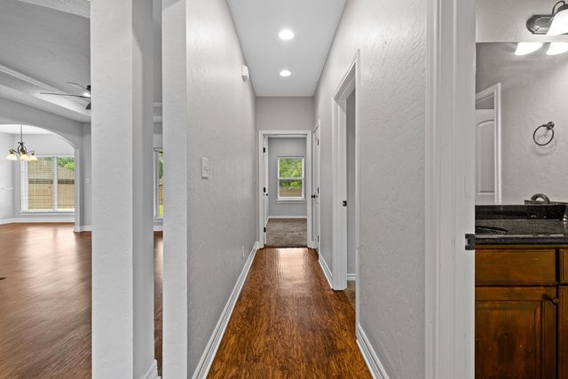 124 Lakeway, Longview, TX 75604