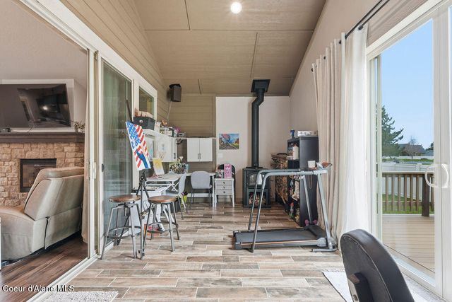 966 E Hurricane DR, Hayden, ID 83835