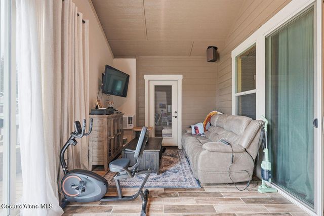 966 E Hurricane DR, Hayden, ID 83835