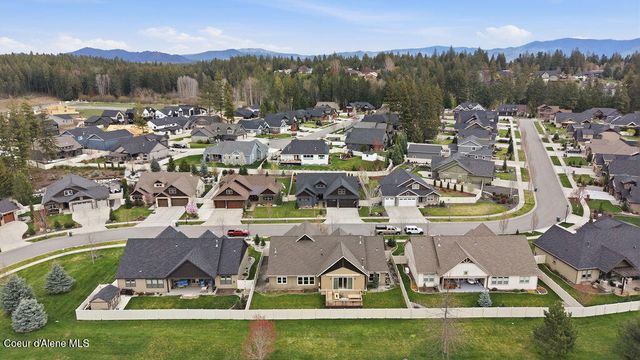 966 E Hurricane DR, Hayden, ID 83835