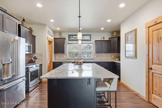 966 E Hurricane DR, Hayden, ID 83835