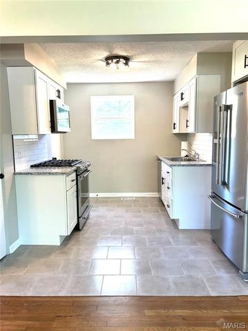8604 Redbud Avenue, Richmond Heights, MO 63117