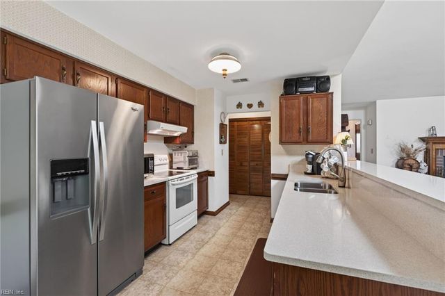 1912 Rip Rap CT, Virginia Beach, VA 23456