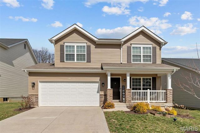 757 Fox Creek Drive, Fenton, MO 63026