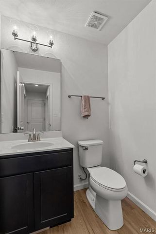 757 Fox Creek Drive, Fenton, MO 63026