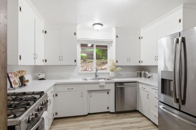 12 Haven Lane, Boulder Creek, CA 95006