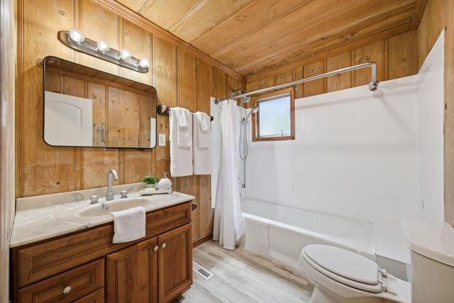 12 Haven Lane, Boulder Creek, CA 95006