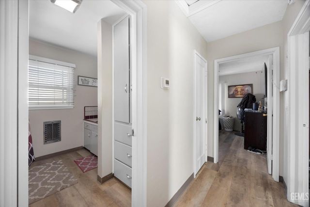 2700 Charleston Drive, Bakersfield, CA 93308