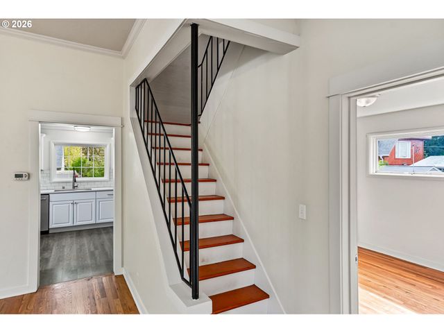 728 Se WILBUR St, Salem, OR 97302