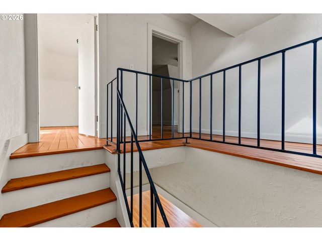 728 Se WILBUR St, Salem, OR 97302