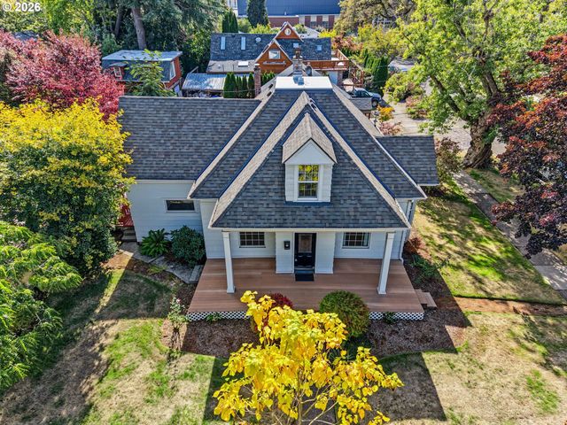 728 Se WILBUR St, Salem, OR 97302