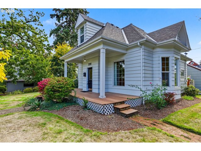 728 Se WILBUR St, Salem, OR 97302