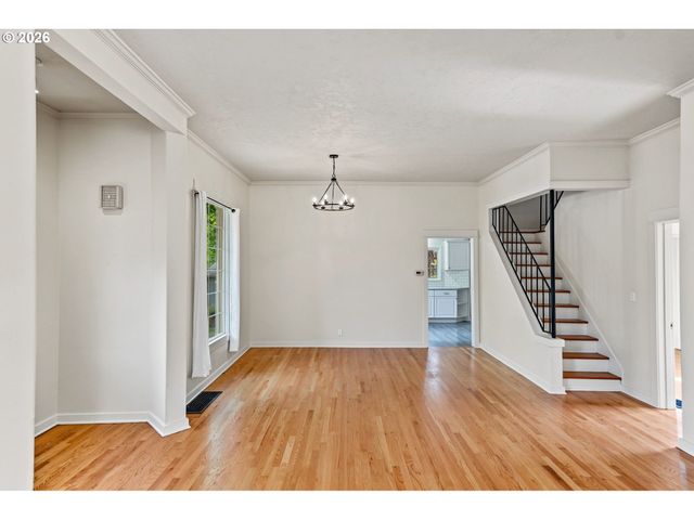 728 Se WILBUR St, Salem, OR 97302