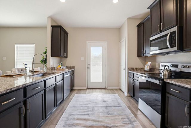 8106 Bending Tree, San Antonio, TX 78254