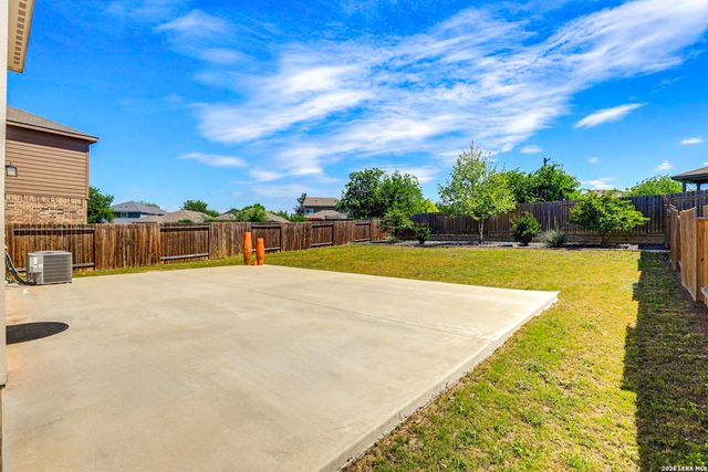 8106 Bending Tree, San Antonio, TX 78254